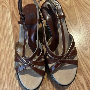 Elegant Brown Strappy Sandals